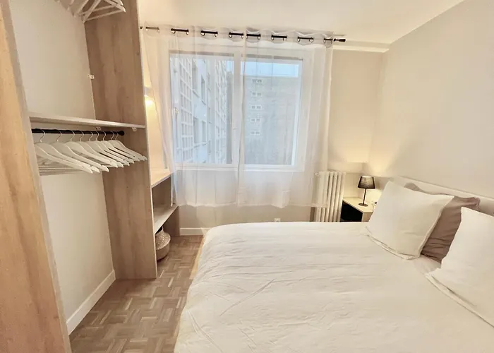 Apartment Parisnicostay - Cosy 4 Bedrooms Flat Seine River