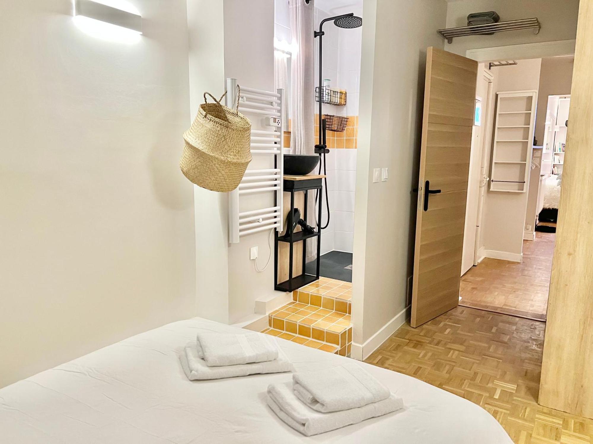 Appartamento Parisnicostay - Cosy 4 Bedrooms Flat Seine River